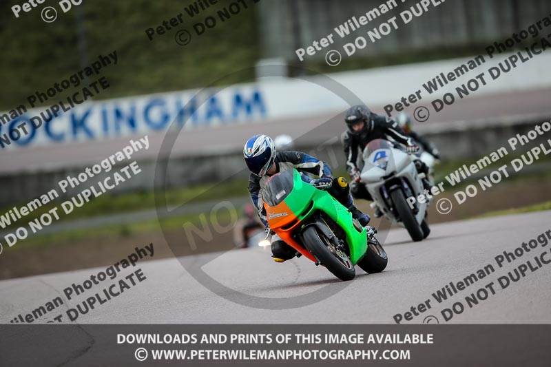 Rockingham no limits trackday;enduro digital images;event digital images;eventdigitalimages;no limits trackdays;peter wileman photography;racing digital images;rockingham raceway northamptonshire;rockingham trackday photographs;trackday digital images;trackday photos